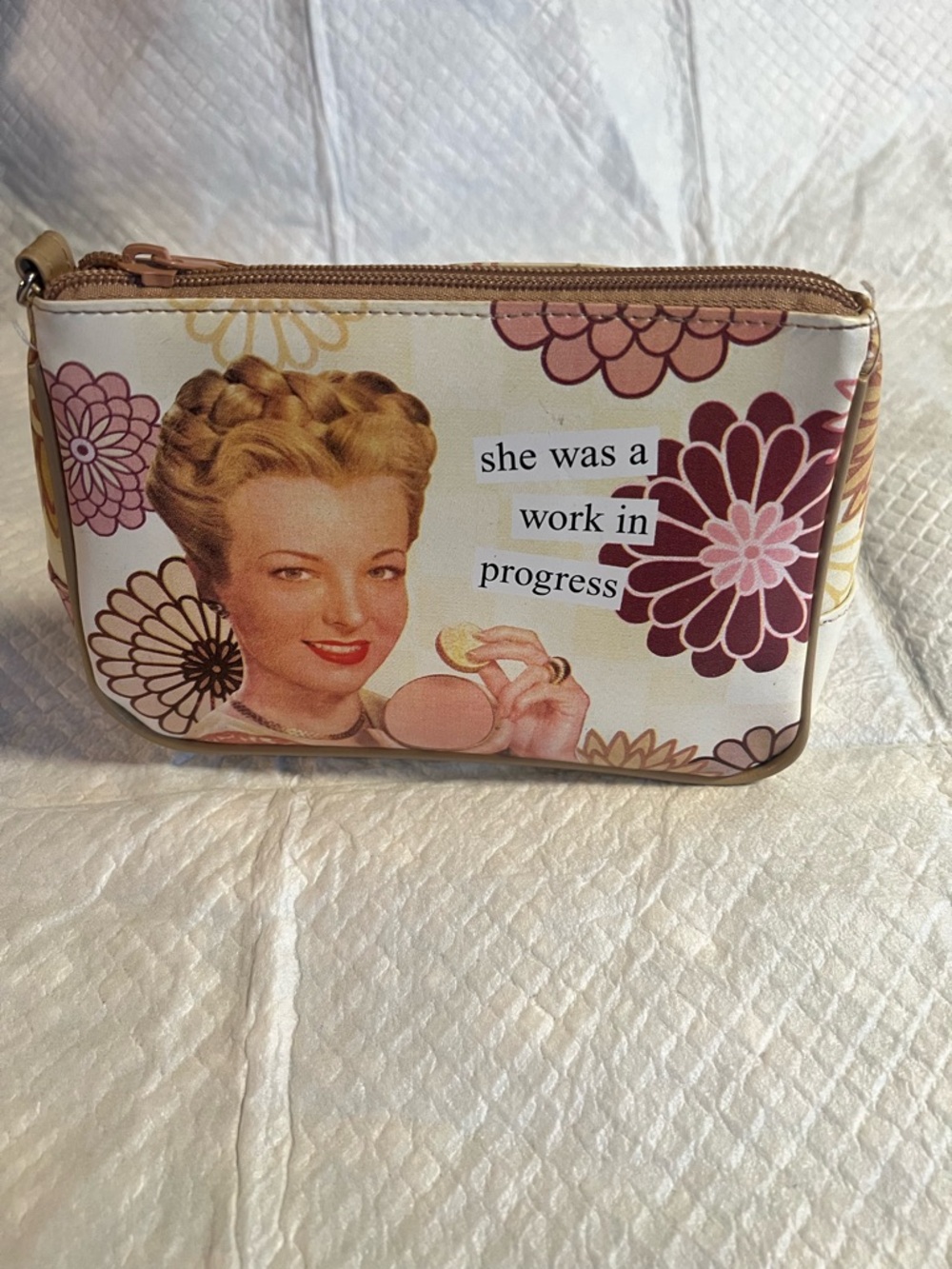 Retro Floral Cosmetic Pouch in Pink and Cream